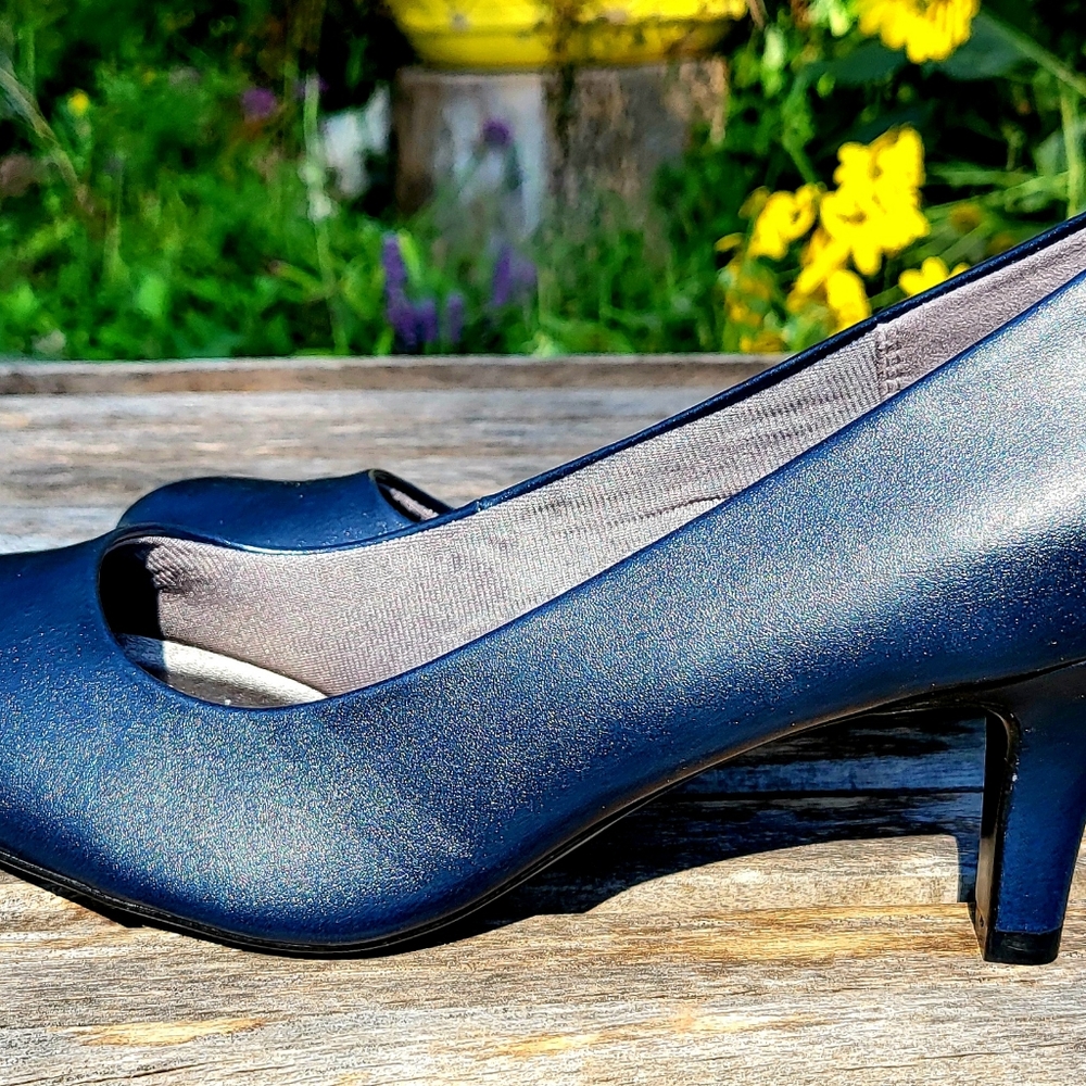Life Stride Sevyn Dress Pump - Luxe Navy